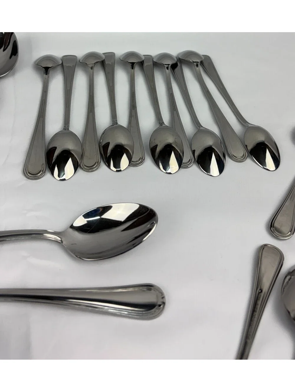 Reed & Barton Stainless Steel Lot of 47pcs Assorted Silverware With Box